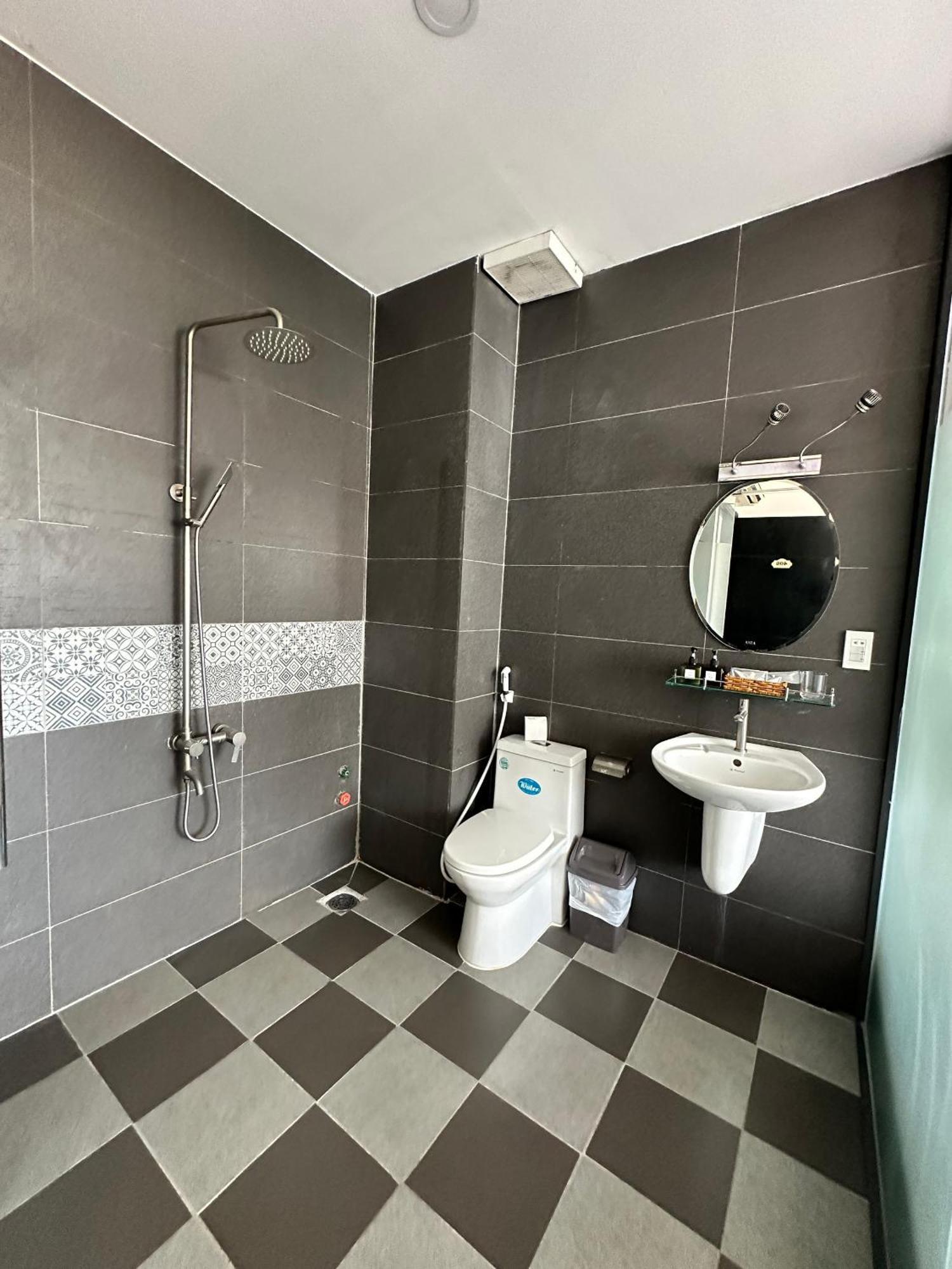 K&T Hotel - San Bay Tan Son Nhat Хошимин Екстериор снимка